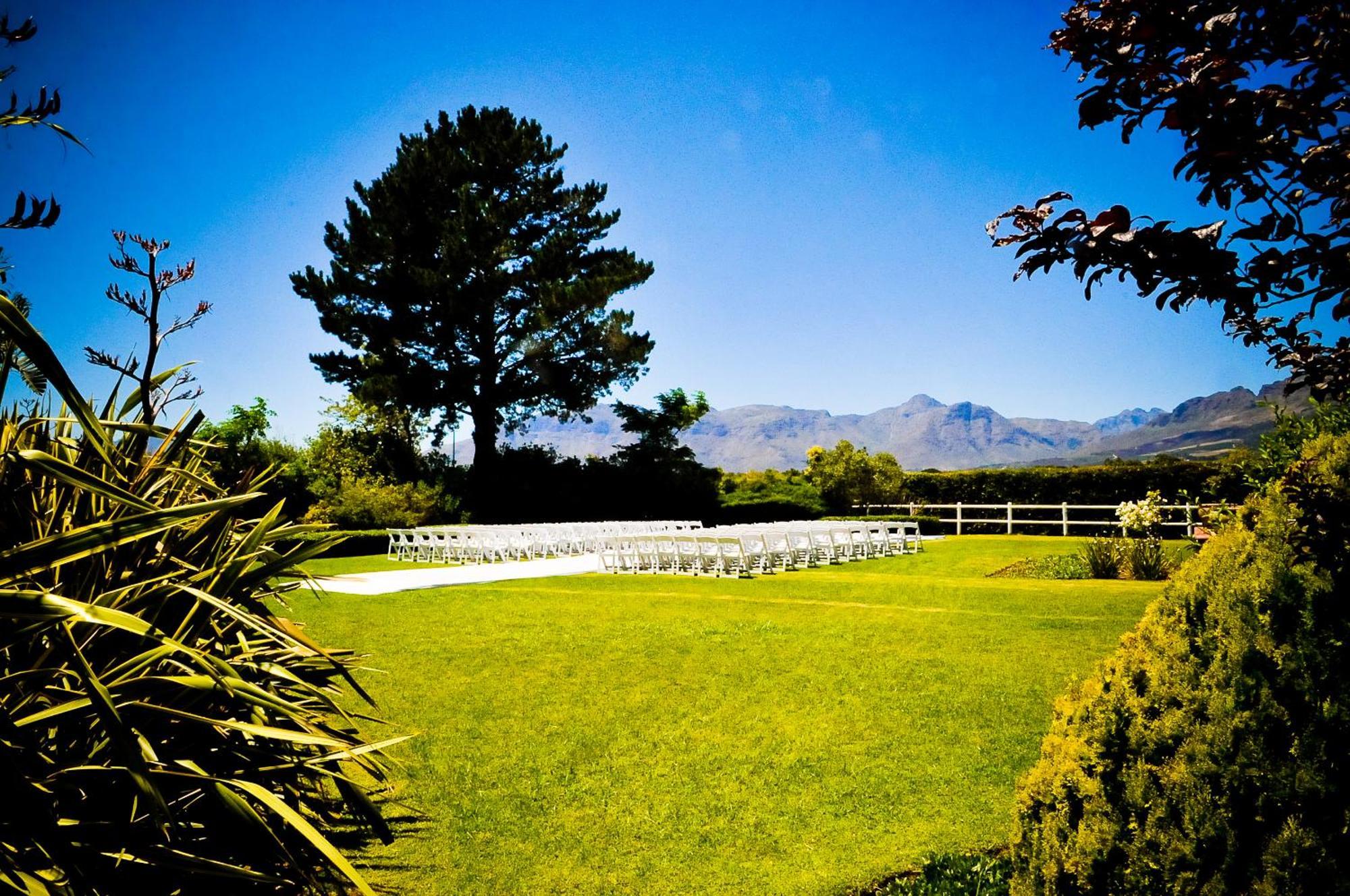 Lyngrove Wines & Guesthouse Stellenbosch Ngoại thất bức ảnh